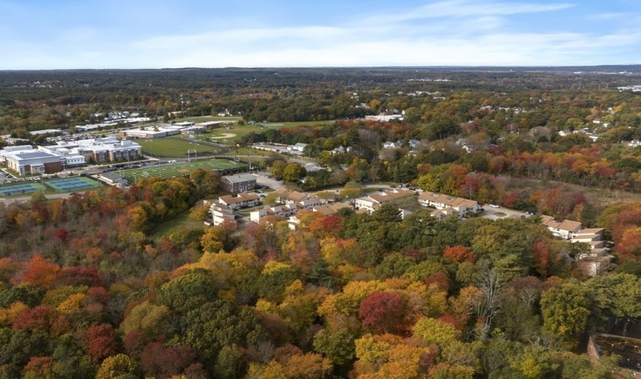 27 Glen St., Stoughton, Massachusetts 02072, ,Commercial Sale,FOR SALE / LEASE,Glen St.,73183064